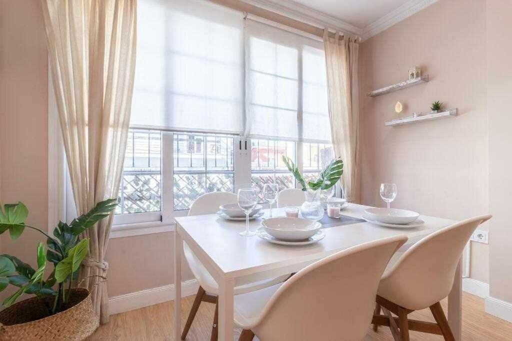 3 Apartamento En Estadio Sevilla 8 Plazas 3 Hab Y Metro Екстер'єр фото