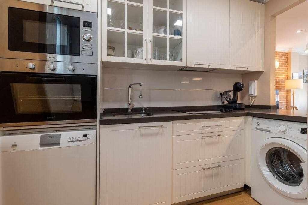 3 Apartamento En Estadio Sevilla 8 Plazas 3 Hab Y Metro Екстер'єр фото