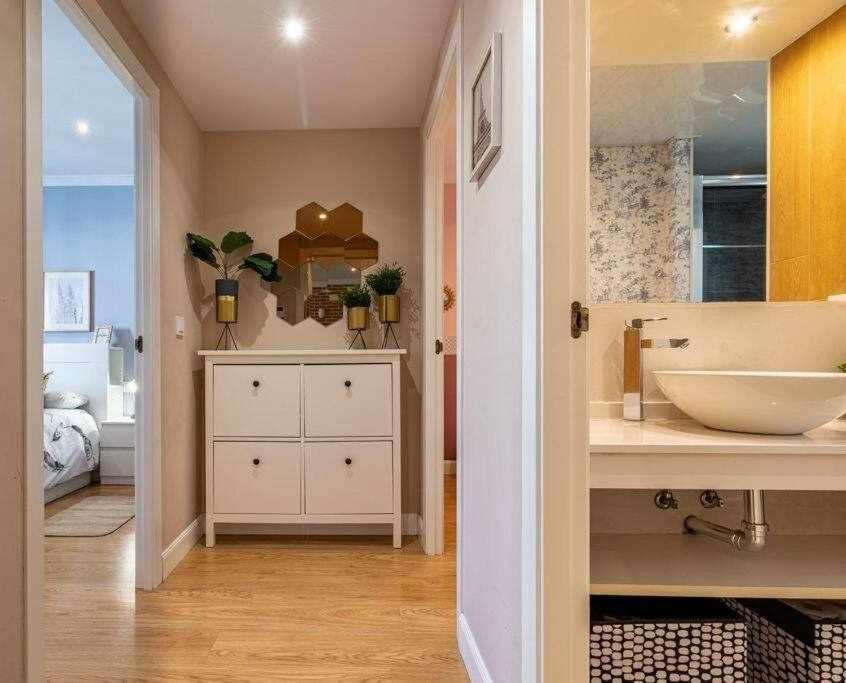 3 Apartamento En Estadio Sevilla 8 Plazas 3 Hab Y Metro Екстер'єр фото