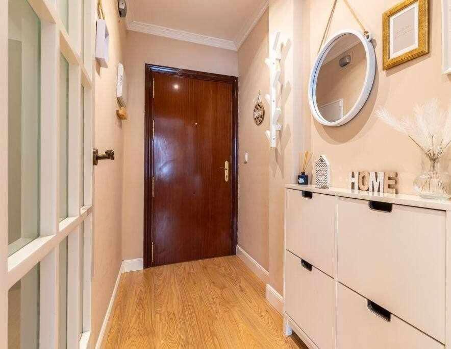 3 Apartamento En Estadio Sevilla 8 Plazas 3 Hab Y Metro Екстер'єр фото