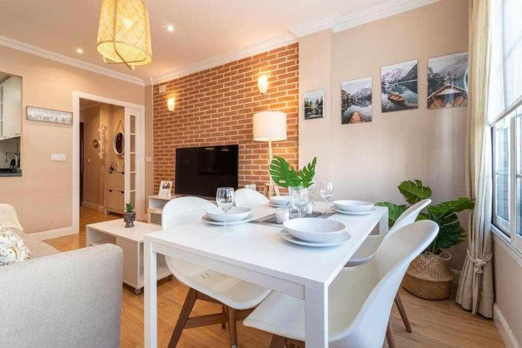3 Apartamento En Estadio Sevilla 8 Plazas 3 Hab Y Metro Екстер'єр фото